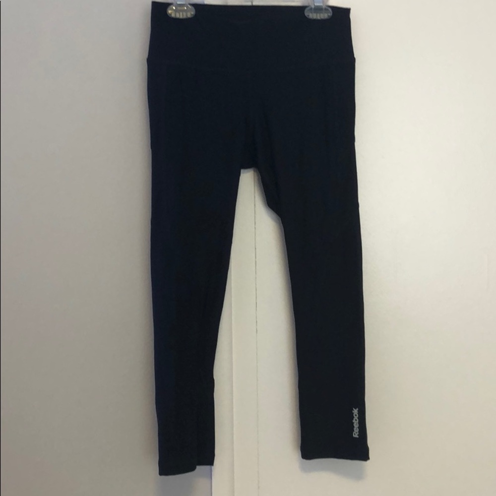black reebok leggings